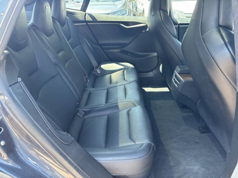 2020 Tesla Model S Long Range