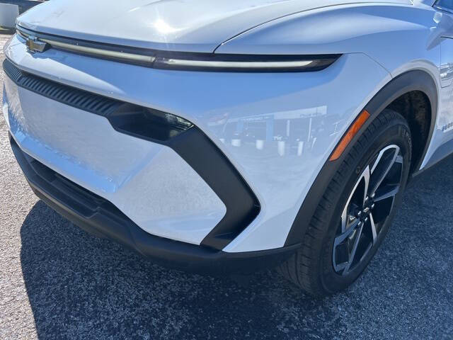 2026 Chevrolet Equinox EV LT 2