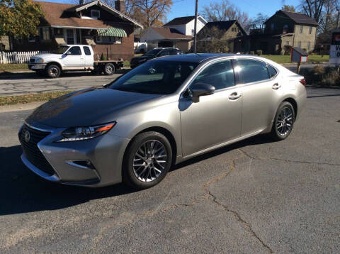 2018 Lexus ES 350 for sale at Rhoades Automotive Inc. in Columbia City IN