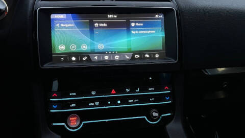 2017 Jaguar F-PACE 35t Prestige