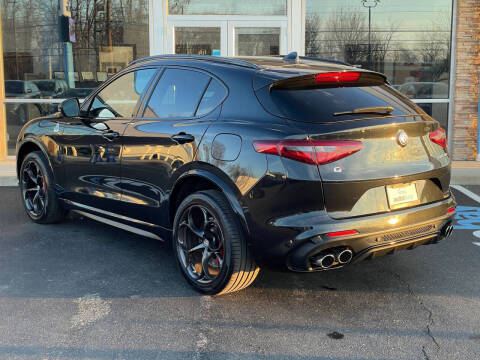 2022 Alfa Romeo Stelvio Quadrifoglio