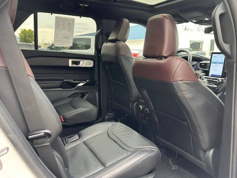2023 Ford Explorer Platinum