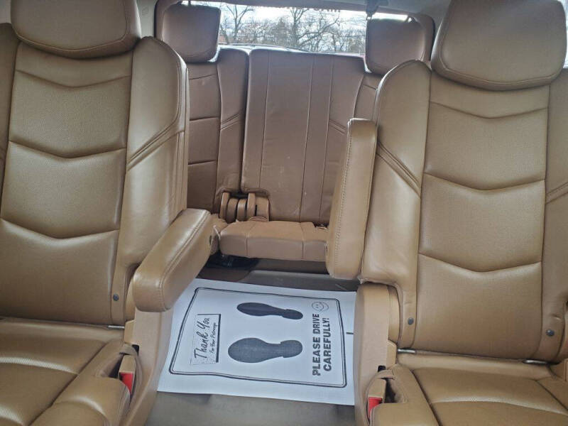 2015 Cadillac Escalade Platinum