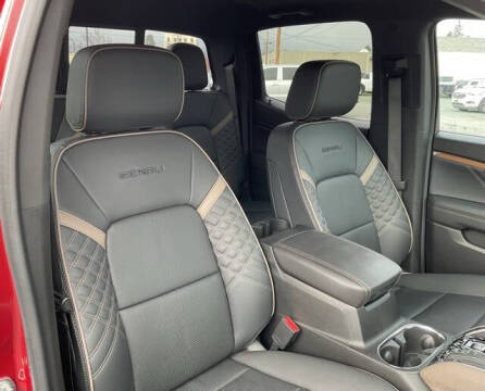 2023 GMC Canyon Denali