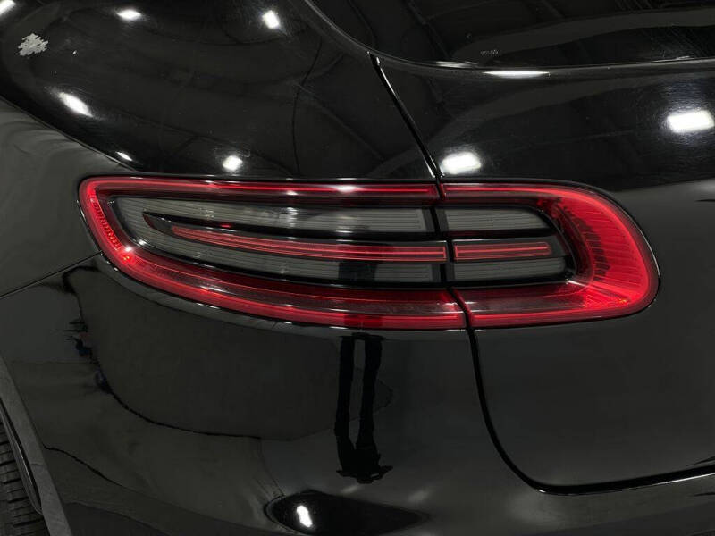 2017 Porsche Macan S