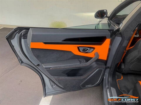 2024 Lamborghini Urus S