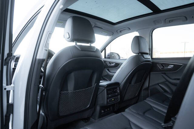 2023 Audi Q7 quattro Premium Plus 55 TFSI