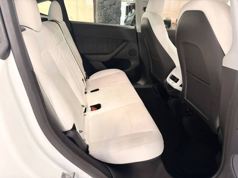 2024 Tesla Model Y Performance
