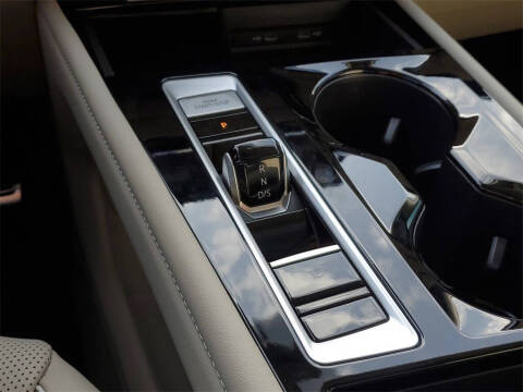 2025 Volkswagen Atlas SEL Premium R-Line 4Motion