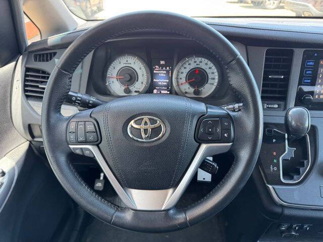 2015 Toyota Sienna