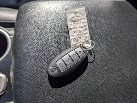 2017 Nissan Pathfinder S