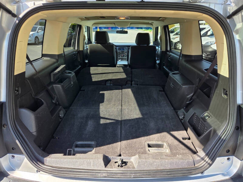 2017 Ford Flex SE