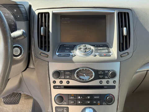 2011 Infiniti G25 Sedan Journey