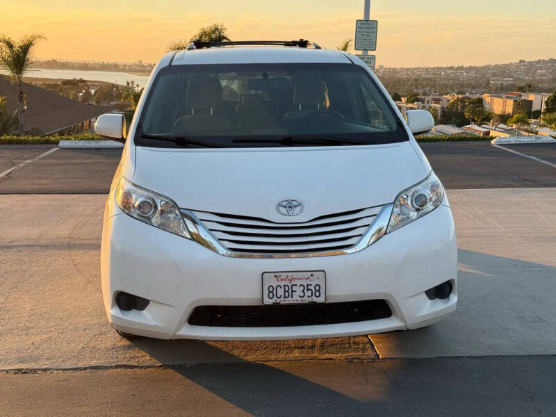 2017 Toyota Sienna