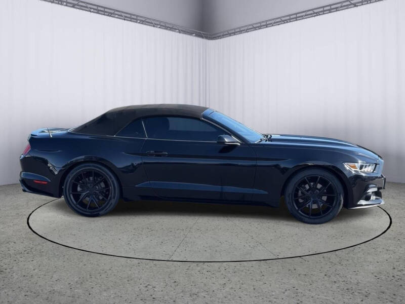 2015 Ford Mustang V6
