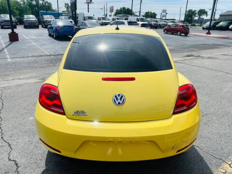 2012 Volkswagen Beetle