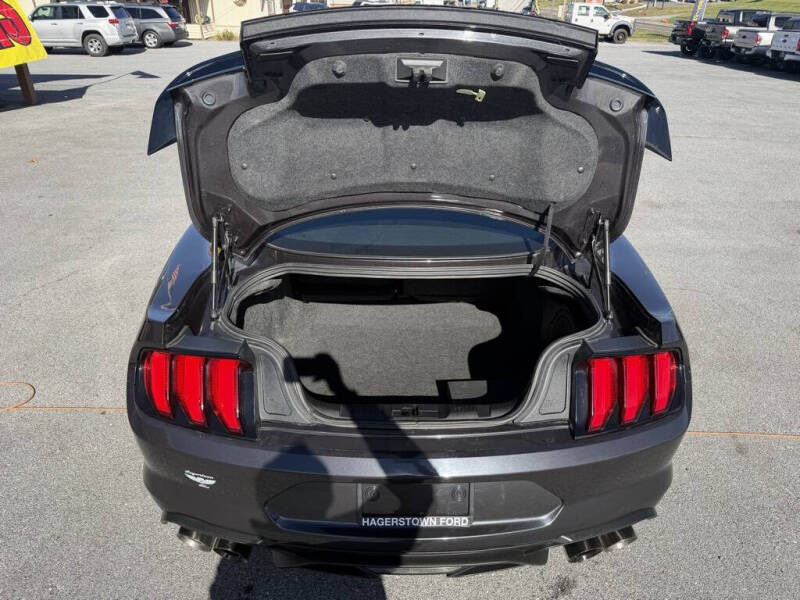 2022 Ford Mustang Mach 1