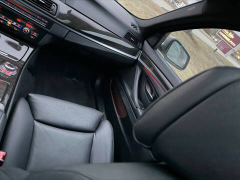 2012 BMW 5 Series 535i