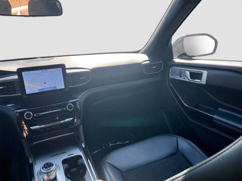 2022 Ford Explorer ST-Line