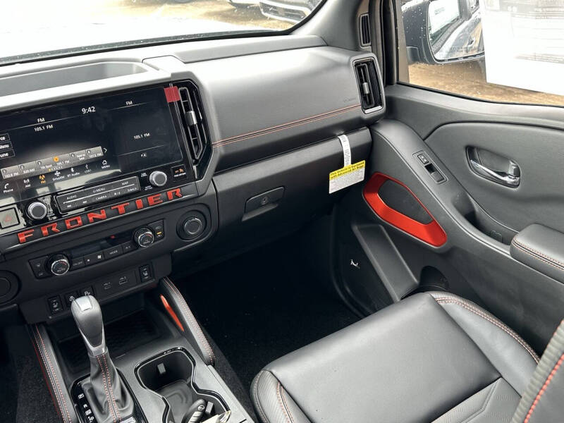 2025 Nissan Frontier PRO-X