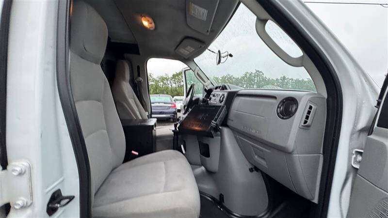 2013 Ford E-Series E-150