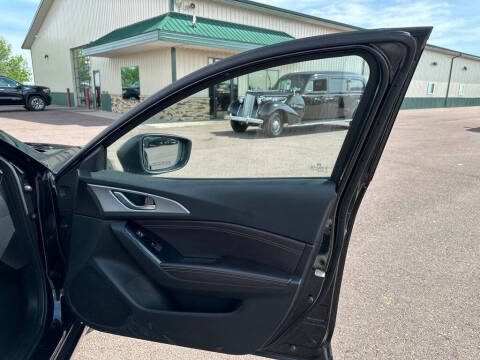 2018 Mazda MAZDA3 Touring