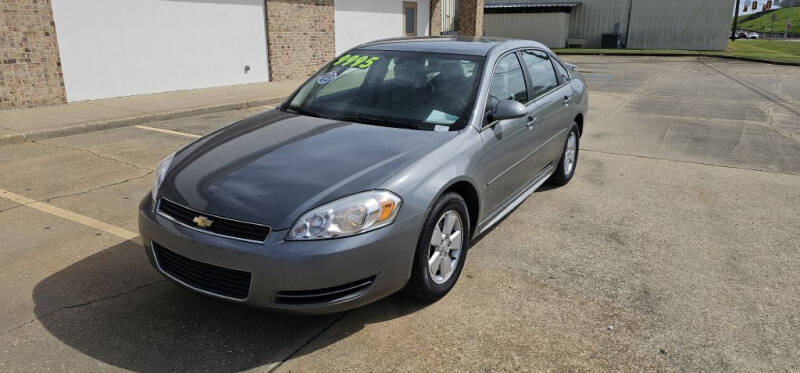 2009 Chevrolet Impala LT photo 2