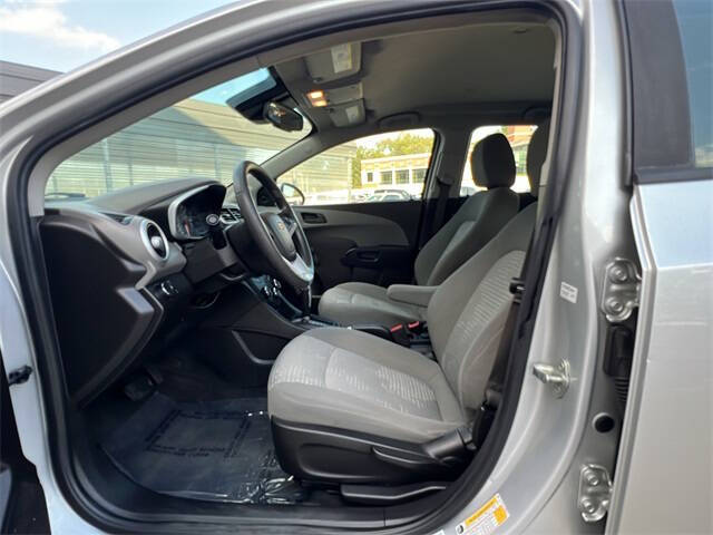 2020 Chevrolet Sonic LT