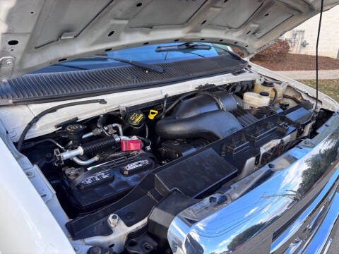 2009 Ford E-Series E-350 SD XLT