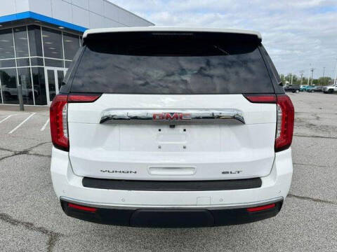 2023 GMC Yukon SLT
