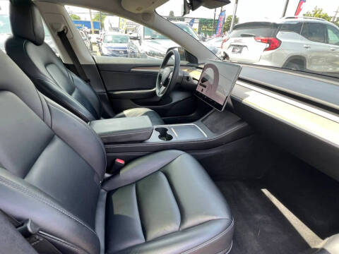 2021 Tesla Model 3 Standard Range Plus