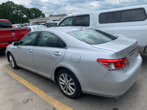 2010 Lexus ES 350 for sale at Trocci's Auto Sales in West Pittsburg PA