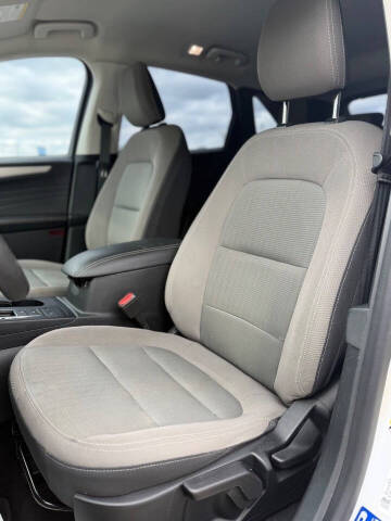 2021 Ford Escape S