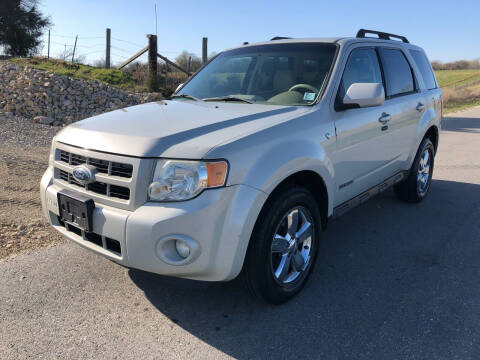 2008 Ford Escape for sale at Hitt & Mis Auto in Cape Girardeau MO