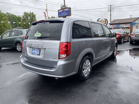 2018 Dodge Grand Caravan SE