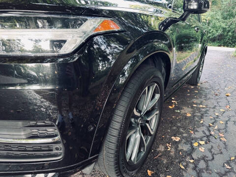 2018 Volvo XC90 T5 Momentum 7-Passenger