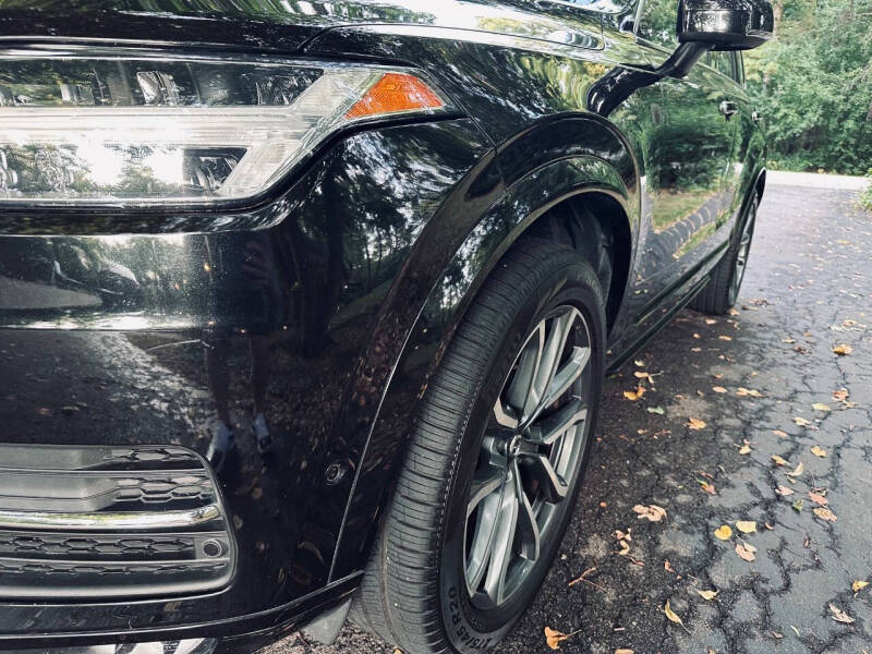 2018 Volvo XC90 T5 Momentum 7-Passenger