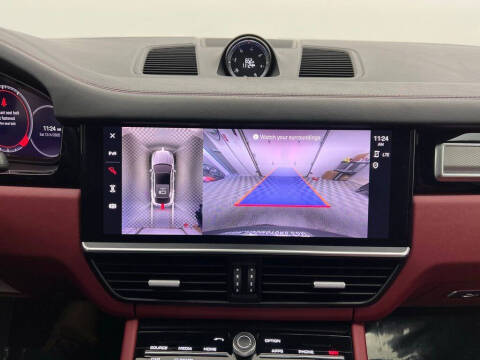 2023 Porsche Cayenne Coupe Platinum Edition