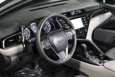 2020 Toyota Camry Hybrid LE