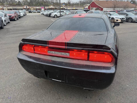 2013 Dodge Challenger SXT
