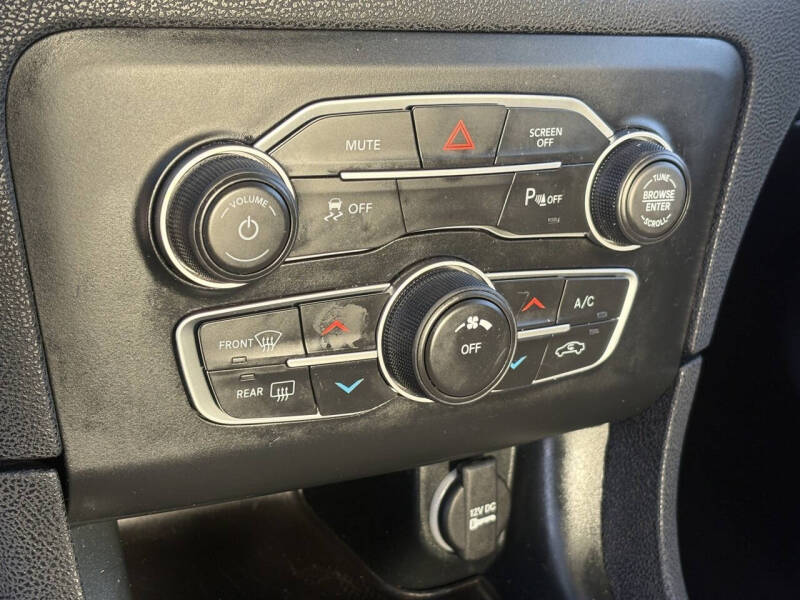 2022 Dodge Charger SXT