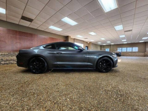 2017 Ford Mustang V6