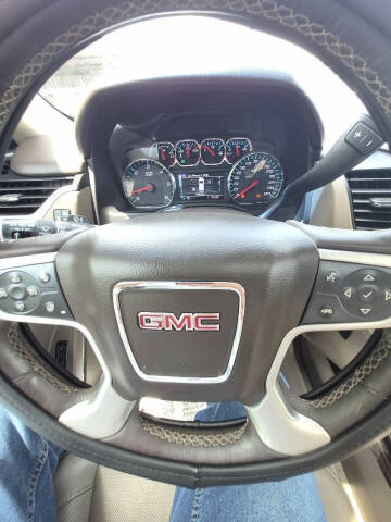 2017 GMC Yukon SLT