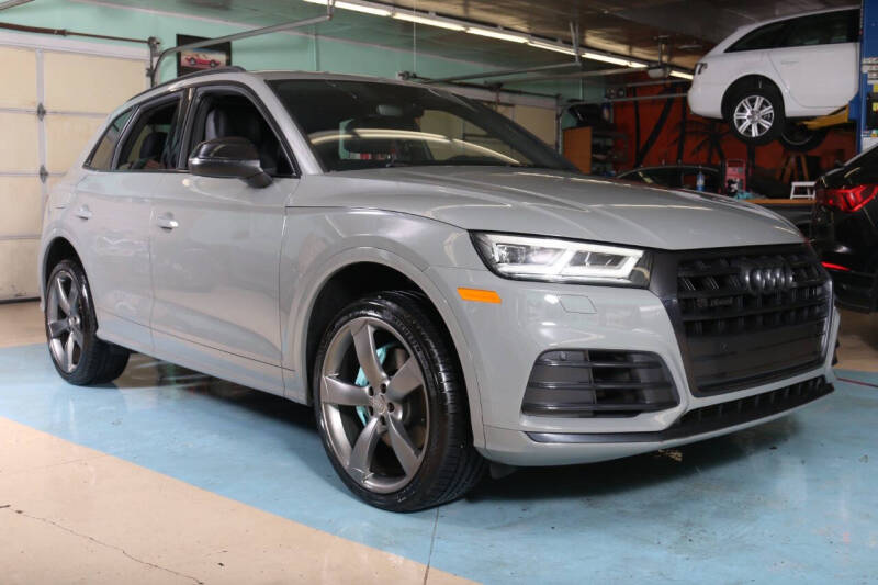 2019 Audi SQ5 Premium Plus's photo