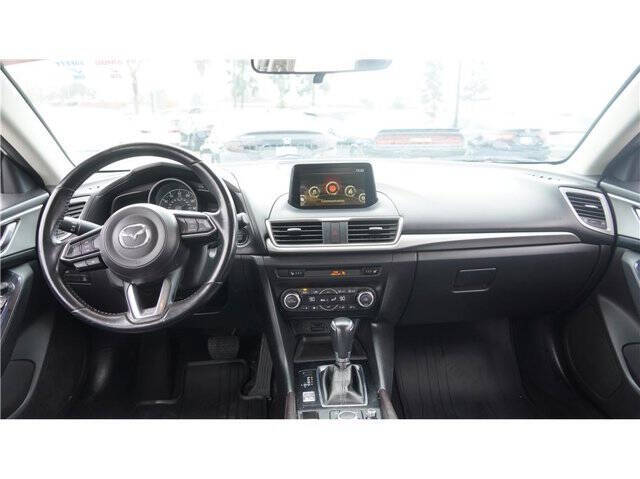 2018 Mazda MAZDA3 Touring