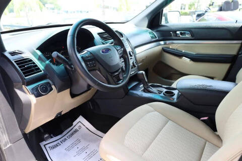 2016 Ford Explorer