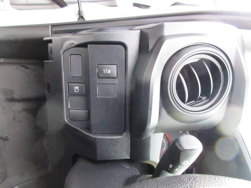 2021 Toyota Tacoma SR