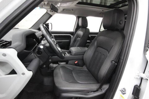 2020 Land Rover Defender 110 SE