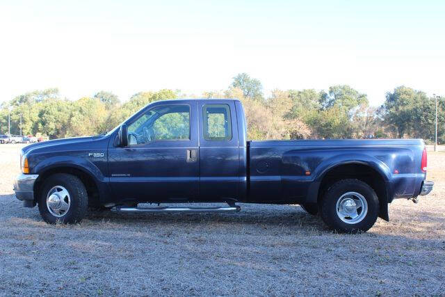 2001 Ford F-350 Super Duty XLT photo 8