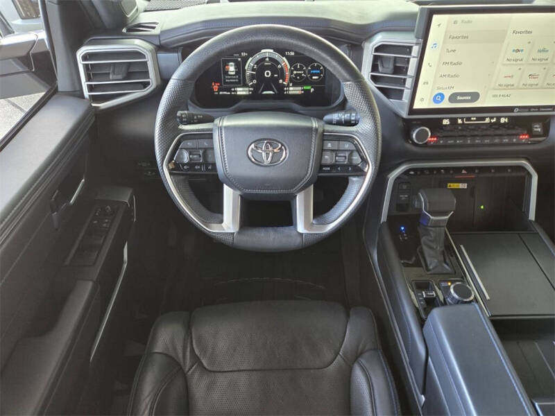 2024 Toyota Sequoia Capstone